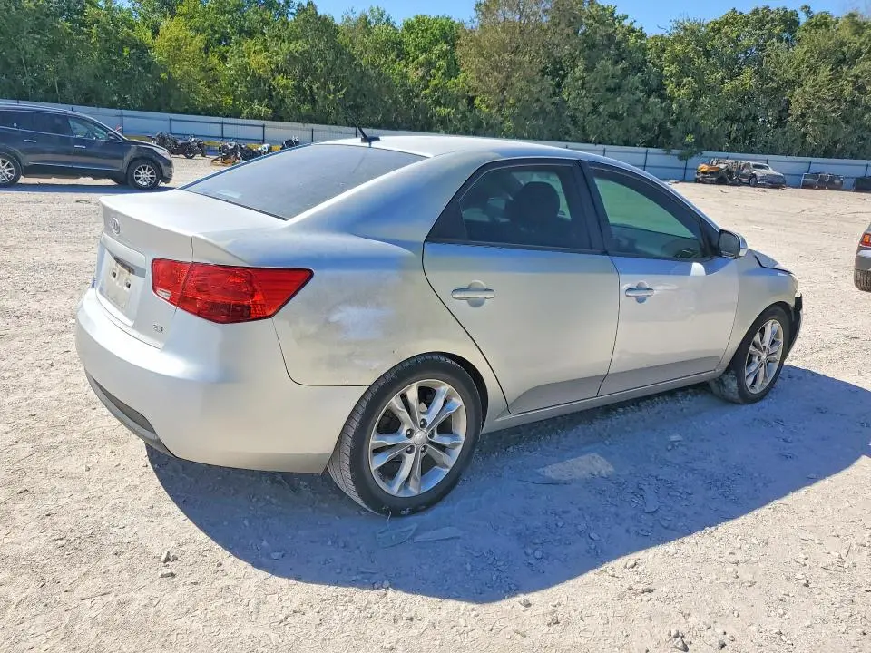 2011 KIA FORTE EX  