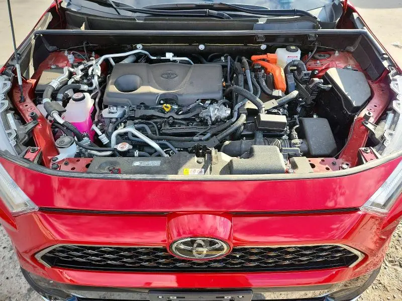 2025 TOYOTA RAV4 XSE  
