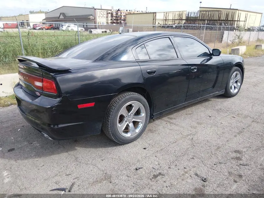 2012 DODGE CHARGER SE