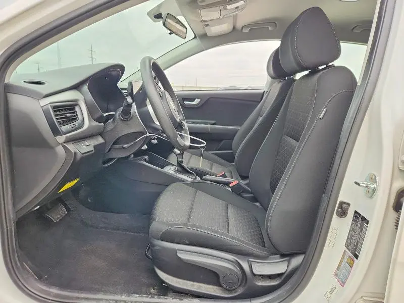 2021 KIA RIO LX  
