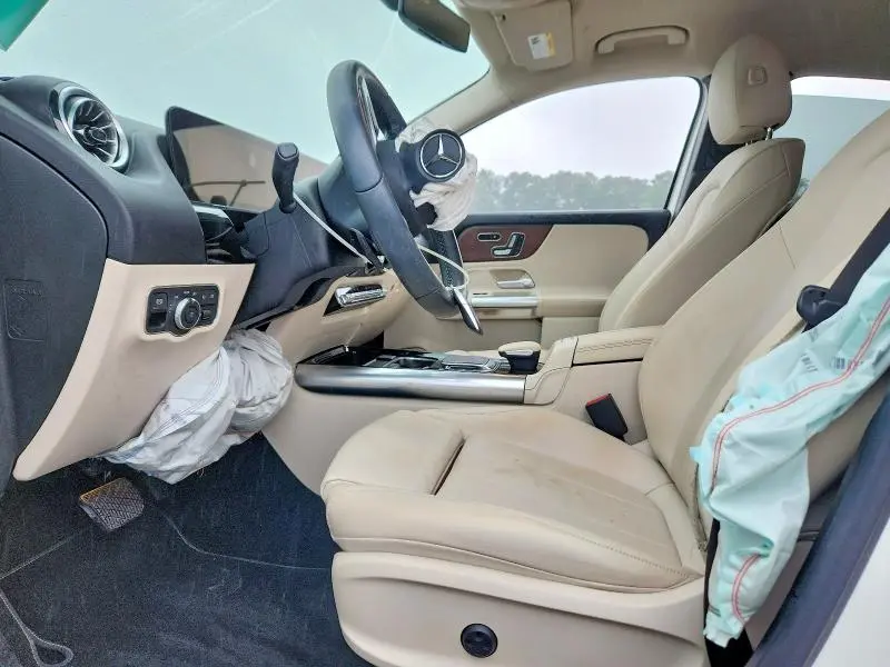 2023 MERCEDES-BENZ GLA 250  