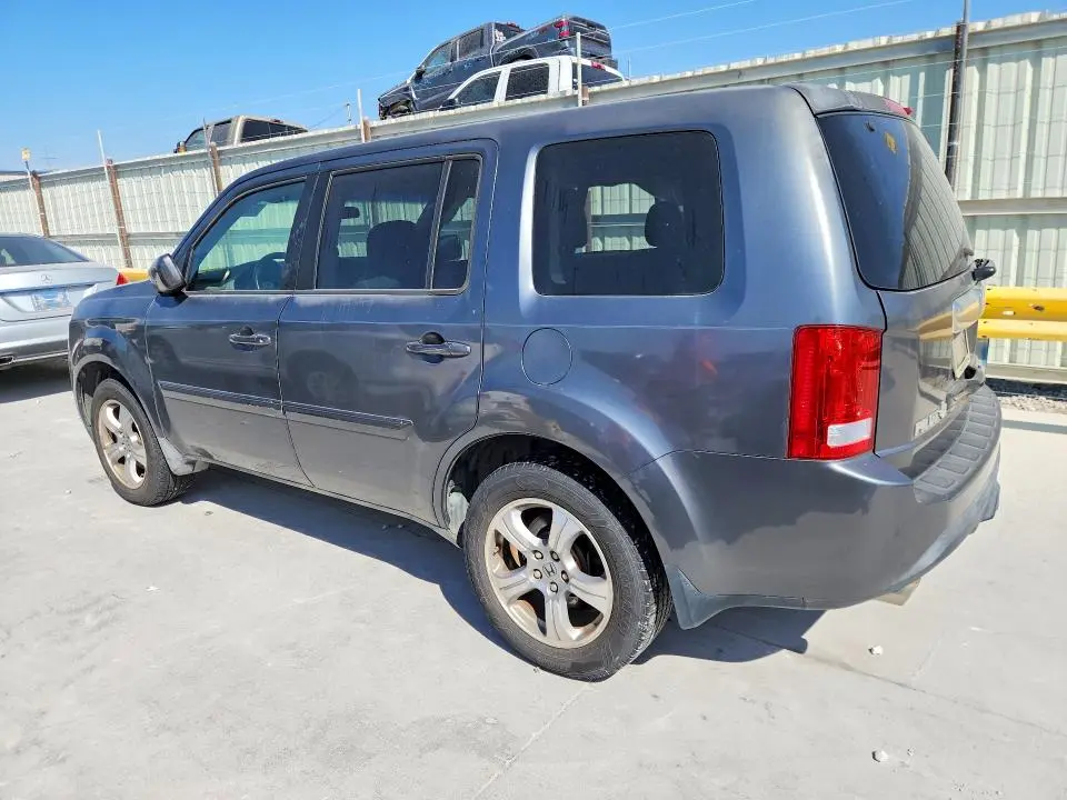 2012 HONDA PILOT EX  