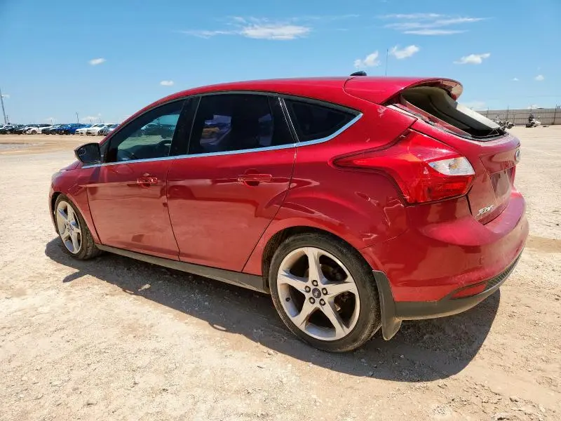 2012 FORD FOCUS TITANIUM  