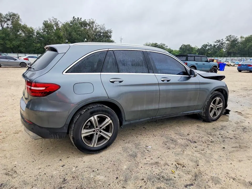 2018 MERCEDES-BENZ GLC 300  