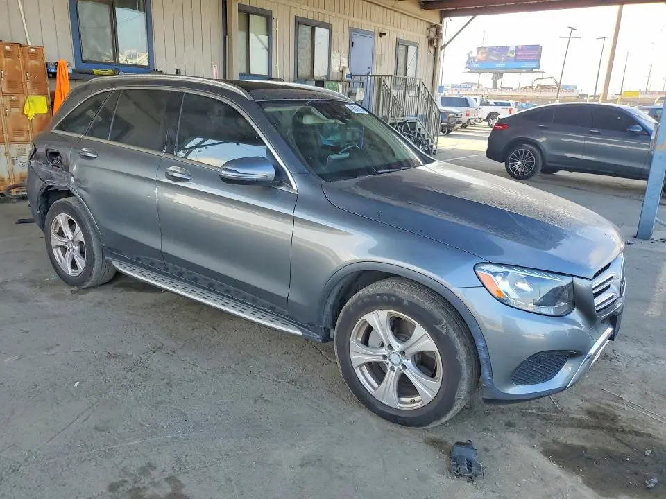 2016 MERCEDES-BENZ GLC 300  