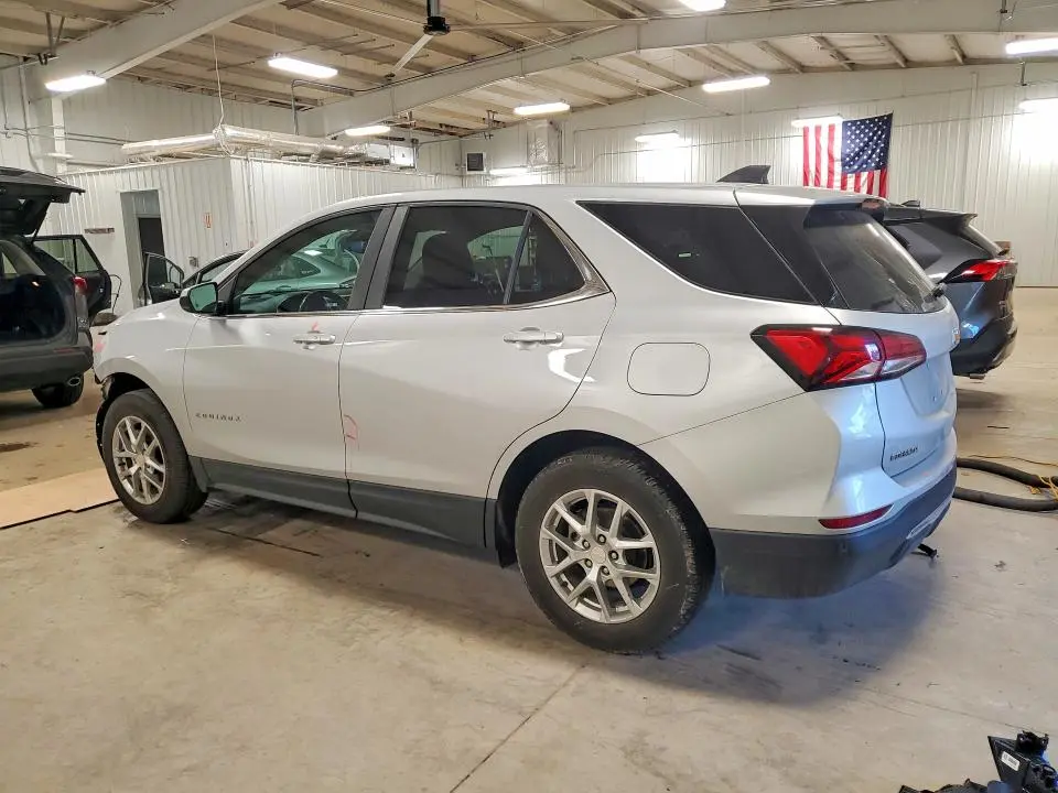 2022 CHEVROLET EQUINOX LT  