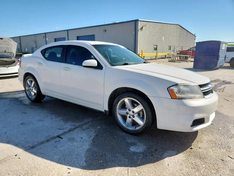 2011 DODGE AVENGER LUX