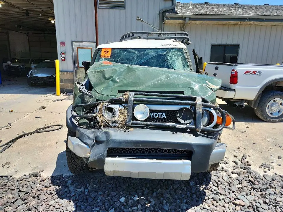 2010 TOYOTA FJ CRUISER BASE  