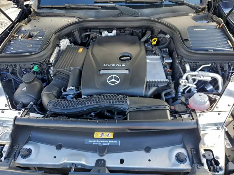 2019 MERCEDES-BENZ GLC 350E  