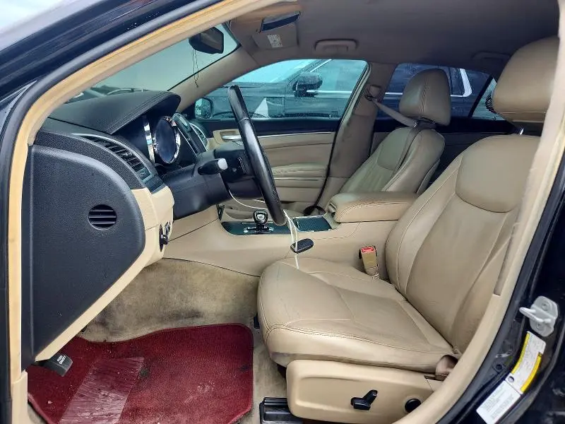 2012 CHRYSLER 300 LIMITED  