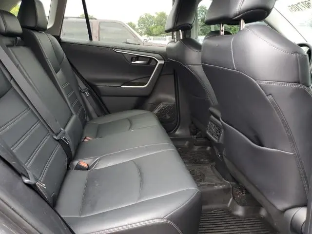 2020 TOYOTA RAV4 LIMITED  