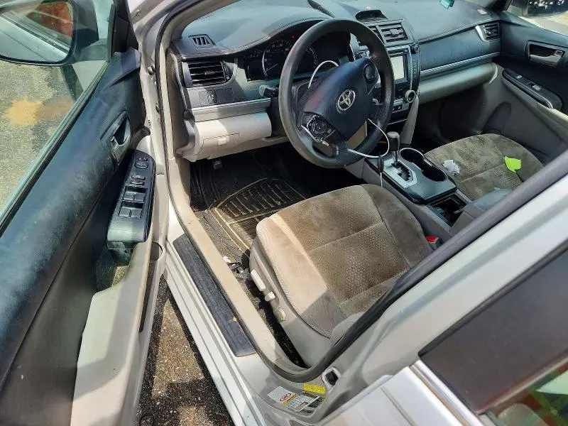 2014 TOYOTA CAMRY LE  