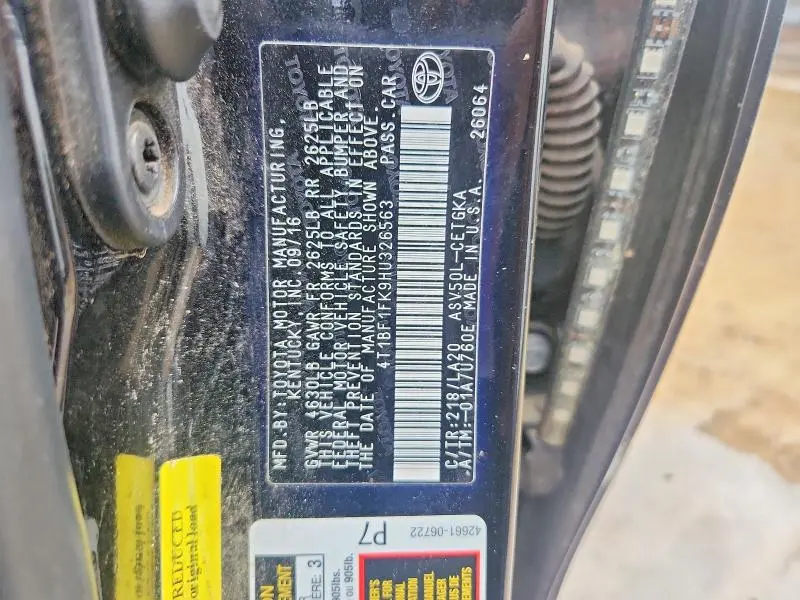 2017 TOYOTA CAMRY XLE  