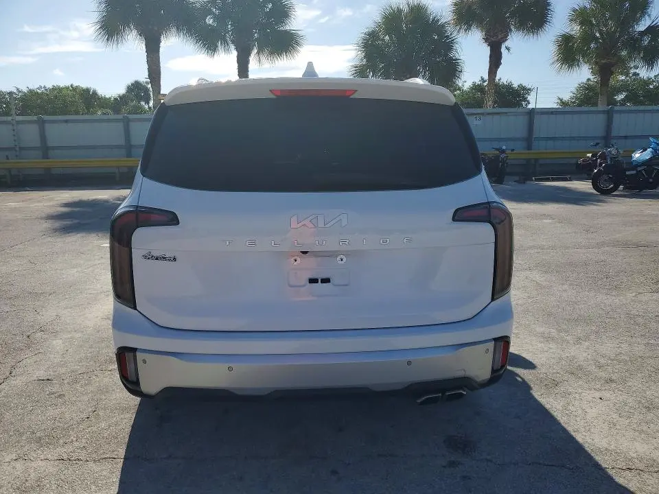 2024 KIA TELLURIDE EX  