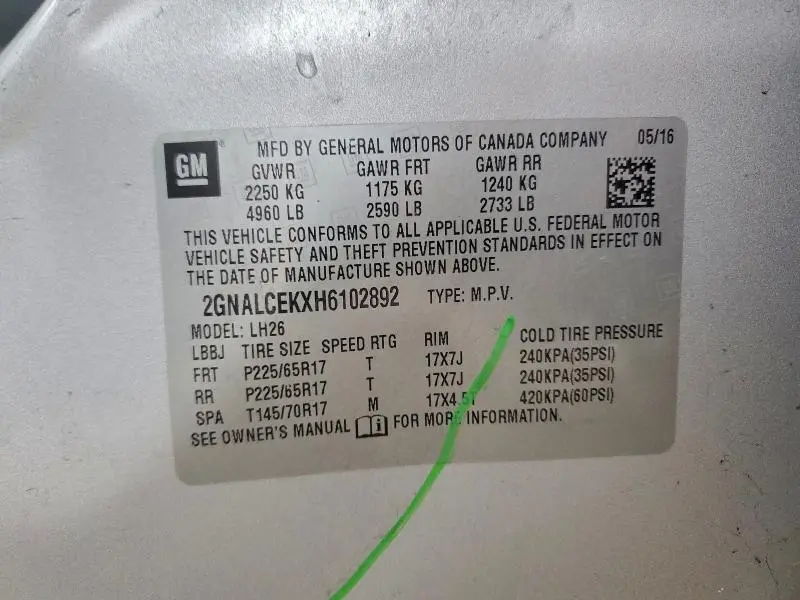 2017 CHEVROLET EQUINOX LT  