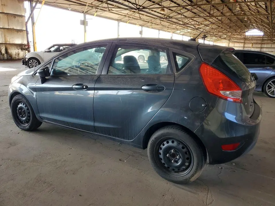 2011 FORD FIESTA SE  