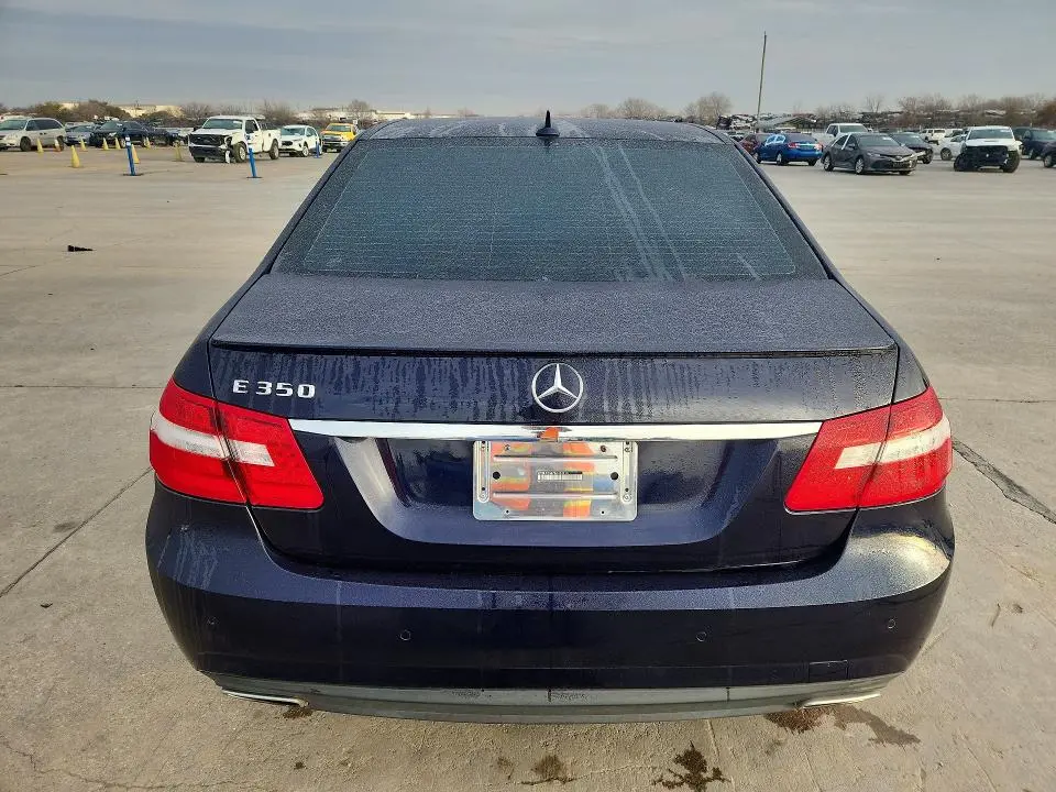 2011 MERCEDES-BENZ E 350  