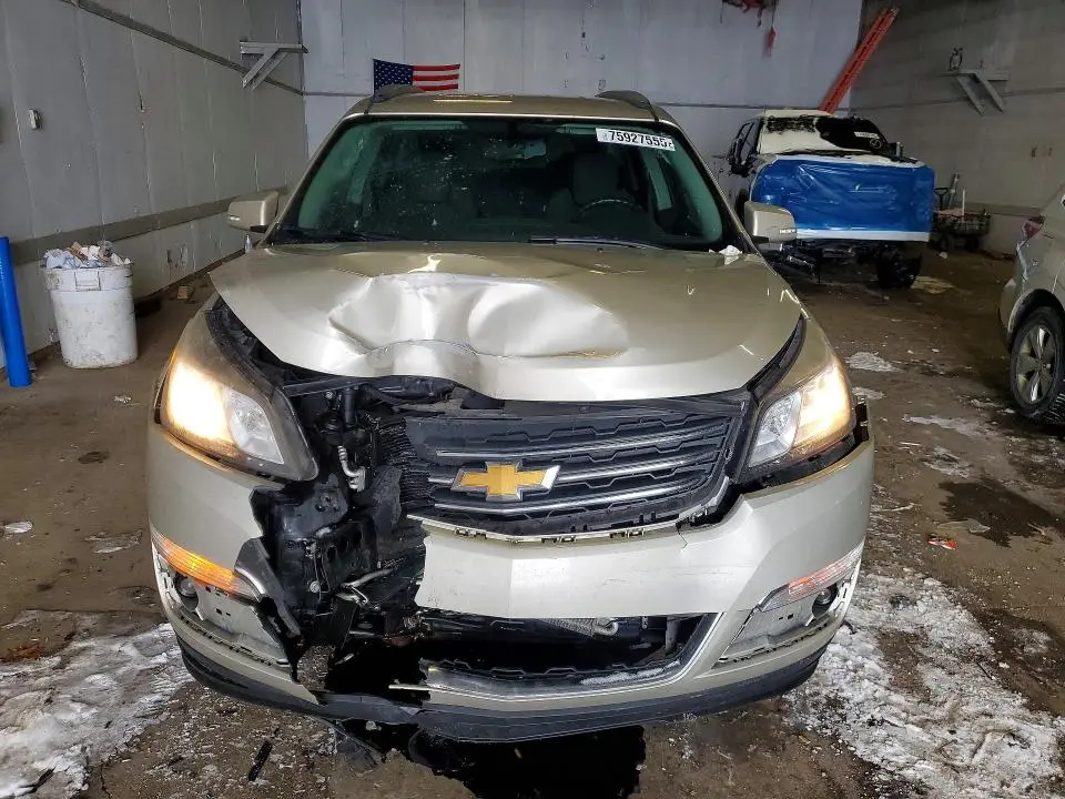 2013 CHEVROLET TRAVERSE LT  