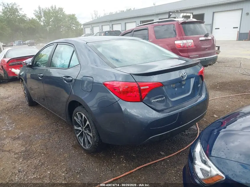 2018 TOYOTA COROLLA SE