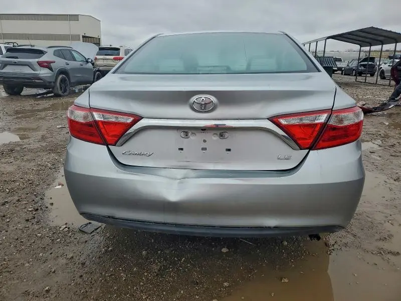 2015 TOYOTA CAMRY LE  