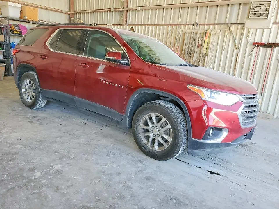 2020 CHEVROLET TRAVERSE LT  