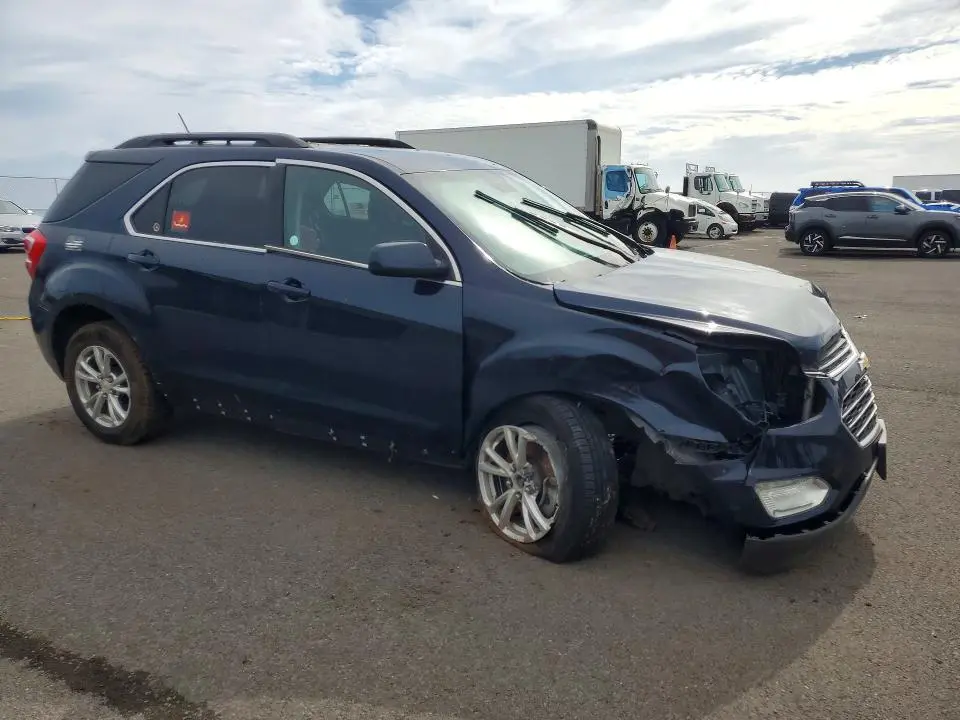 2017 CHEVROLET EQUINOX LT  