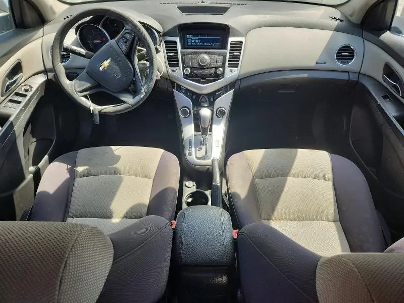 2012 CHEVROLET CRUZE LS  