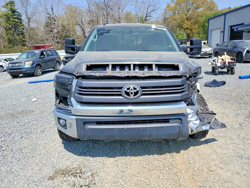 2014 TOYOTA TUNDRA SR5  