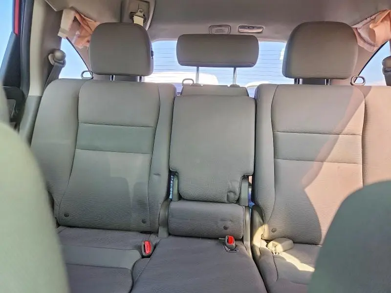 2010 HONDA CR-V LX  