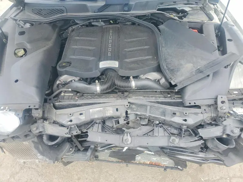 2016 PORSCHE CAYENNE S  