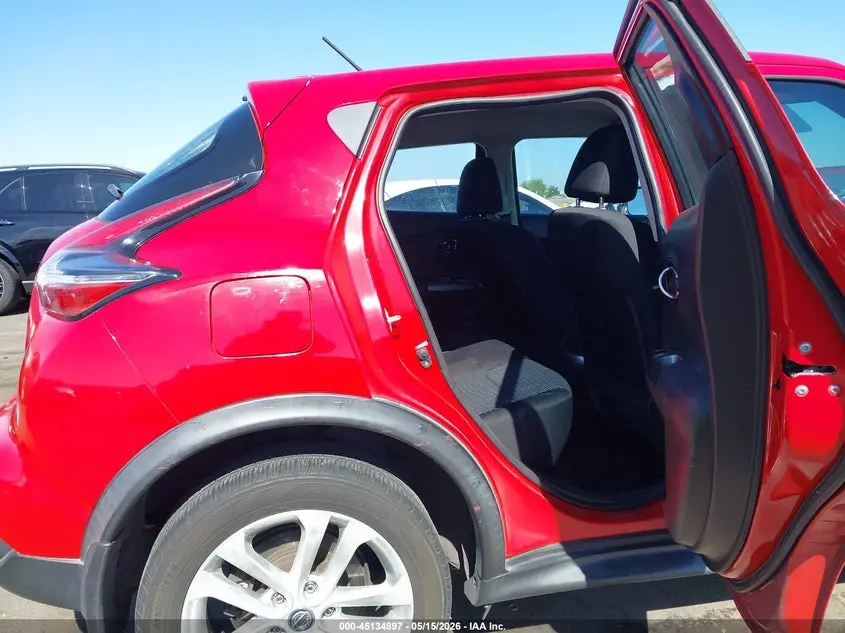 2015 NISSAN JUKE S