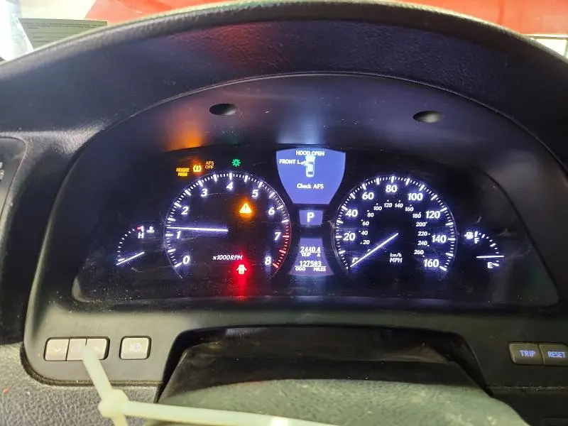 2010 LEXUS LS 460L  