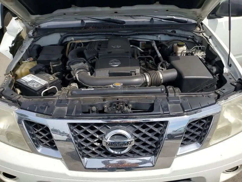 2015 NISSAN FRONTIER S  