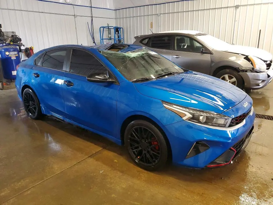 2023 KIA FORTE GT-LINE  