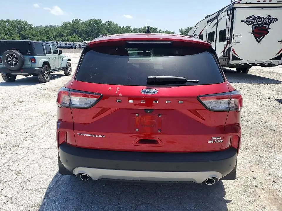2021 FORD ESCAPE TITANIUM  