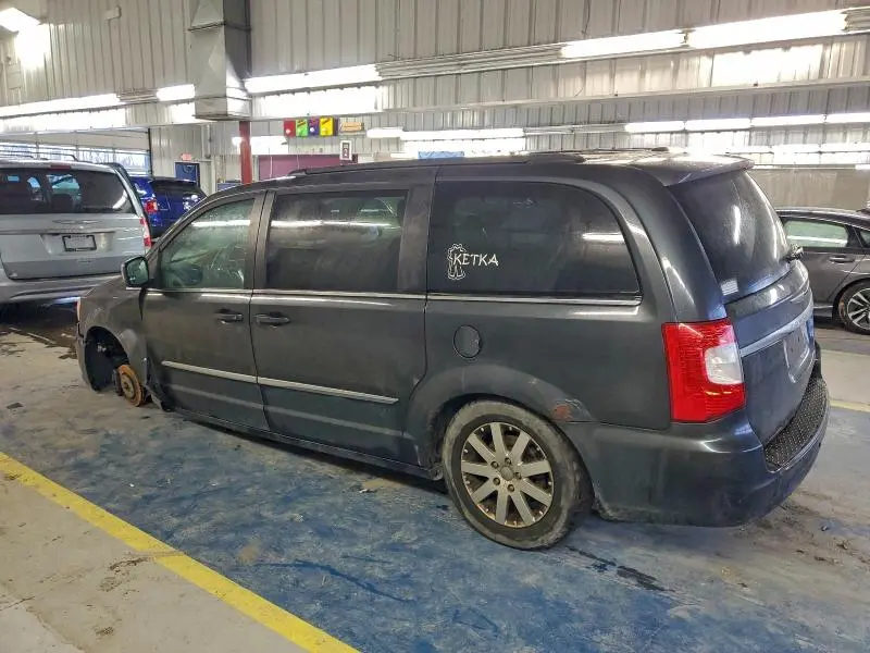 2011 CHRYSLER TOWN & COUNTRY TOURING L  