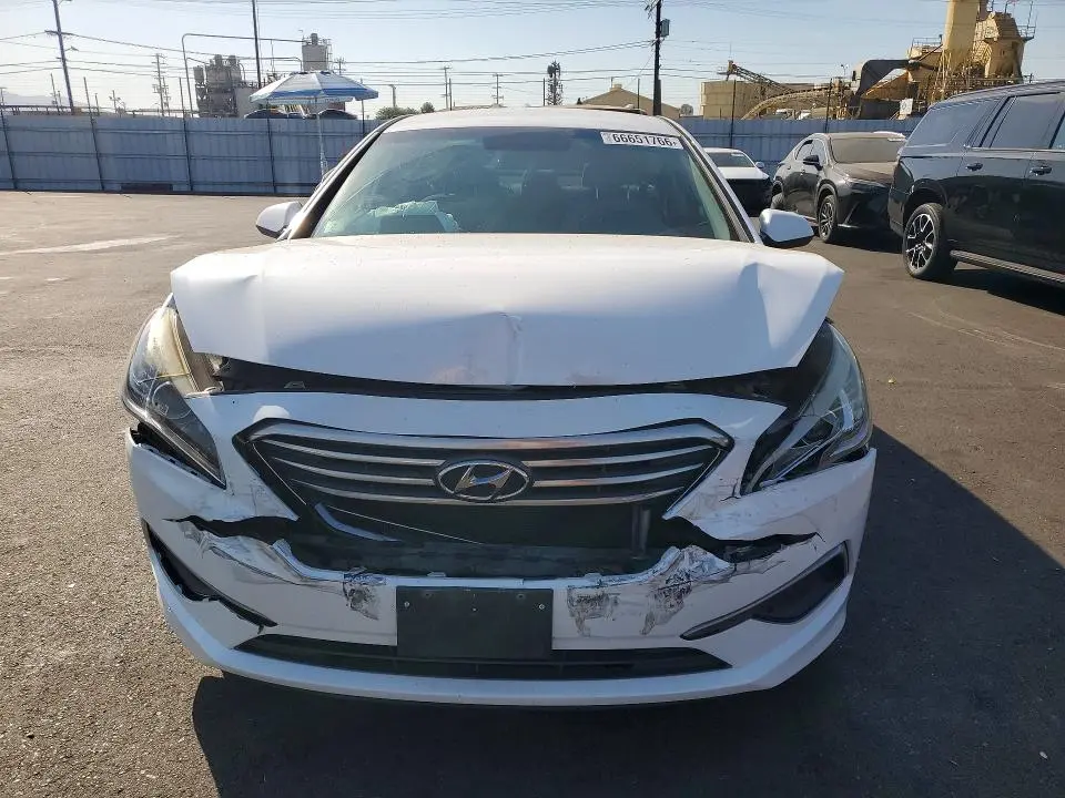 2016 HYUNDAI SONATA SE  