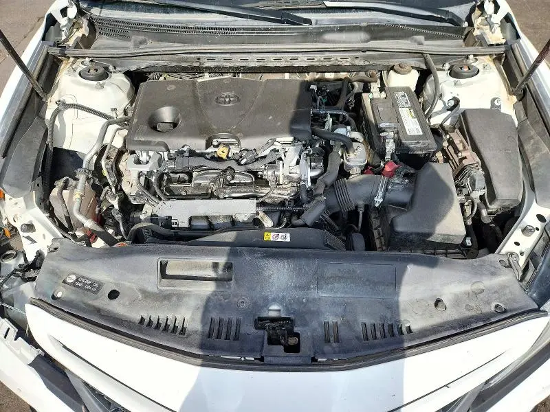 2019 TOYOTA CAMRY   