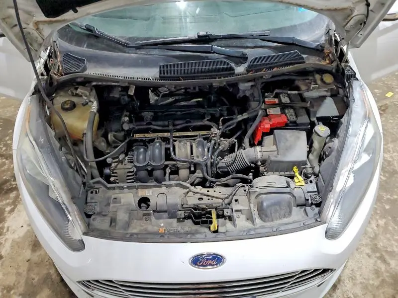 2015 FORD FIESTA SE  