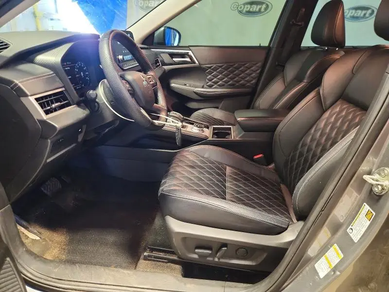 2023 MITSUBISHI OUTLANDER SEL  