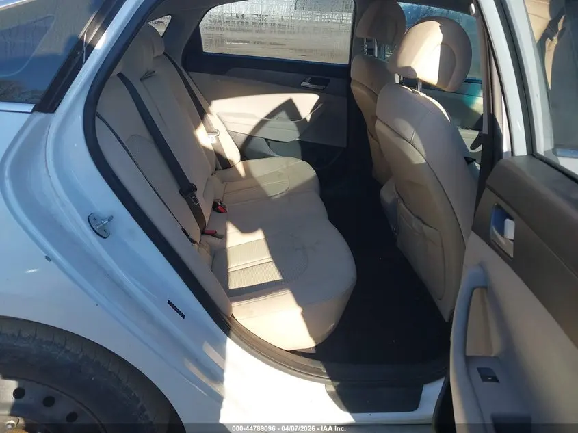 2016 HYUNDAI SONATA SE