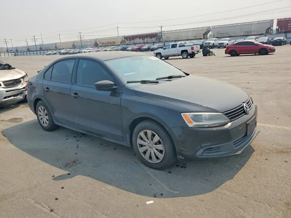 2014 VOLKSWAGEN JETTA BASE  