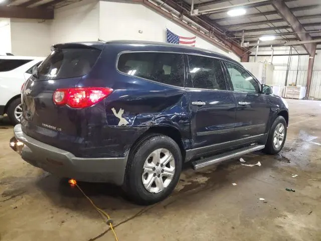 2011 CHEVROLET TRAVERSE LS  