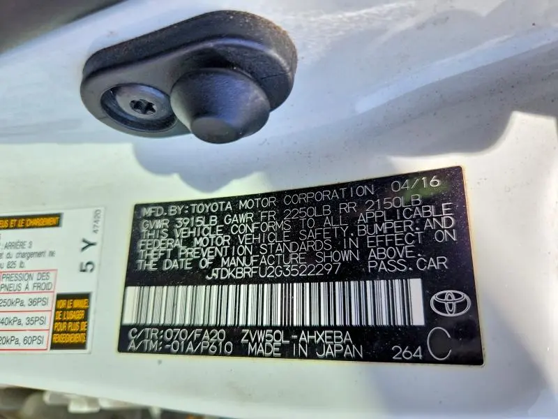 2016 TOYOTA PRIUS TWO  