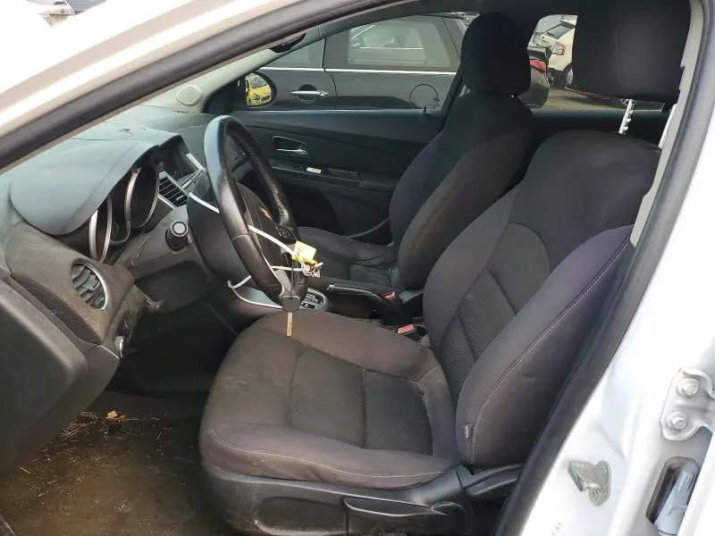2013 CHEVROLET CRUZE LT  