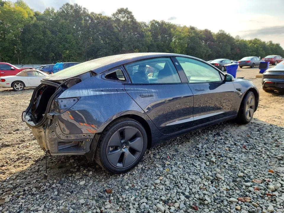 2021 TESLA MODEL 3   