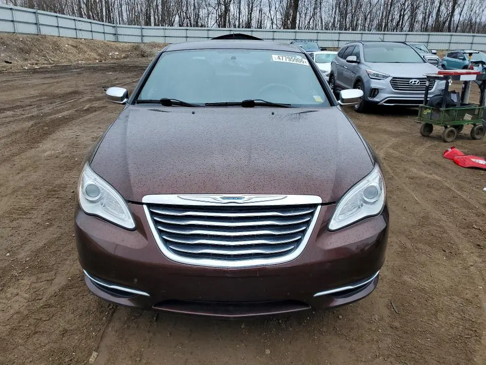 2013 CHRYSLER 200 LIMITED  