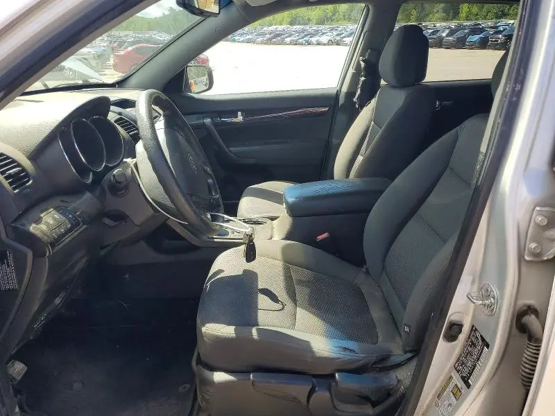 2012 KIA SORENTO LX  