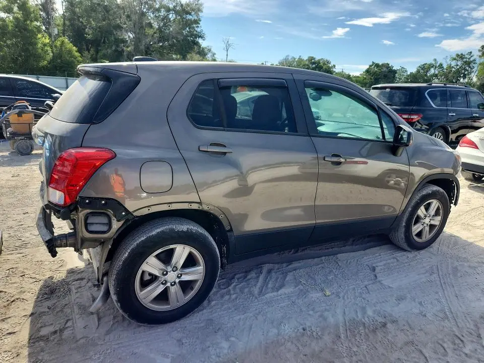 2021 CHEVROLET TRAX LS  