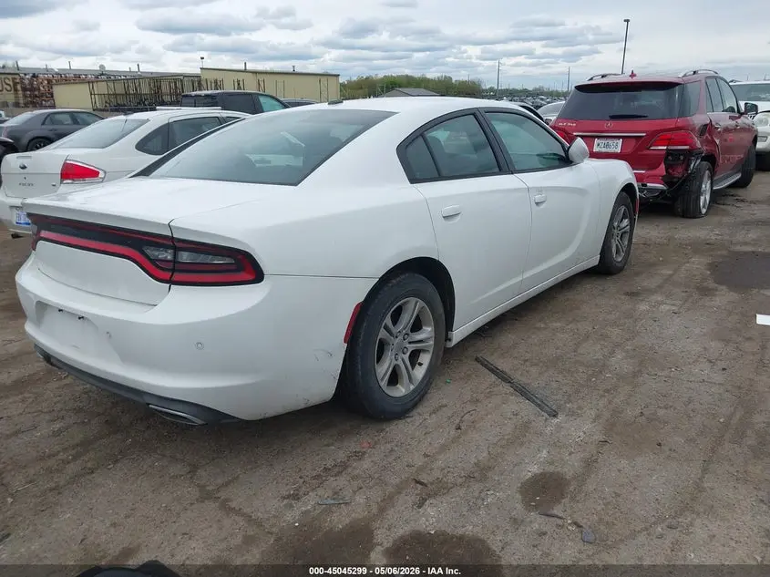 2015 DODGE CHARGER SE